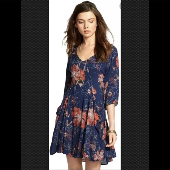 Free People Dresses & Skirts - FREE PEOPLE Dress Boho Floral Tunic Eyes On You